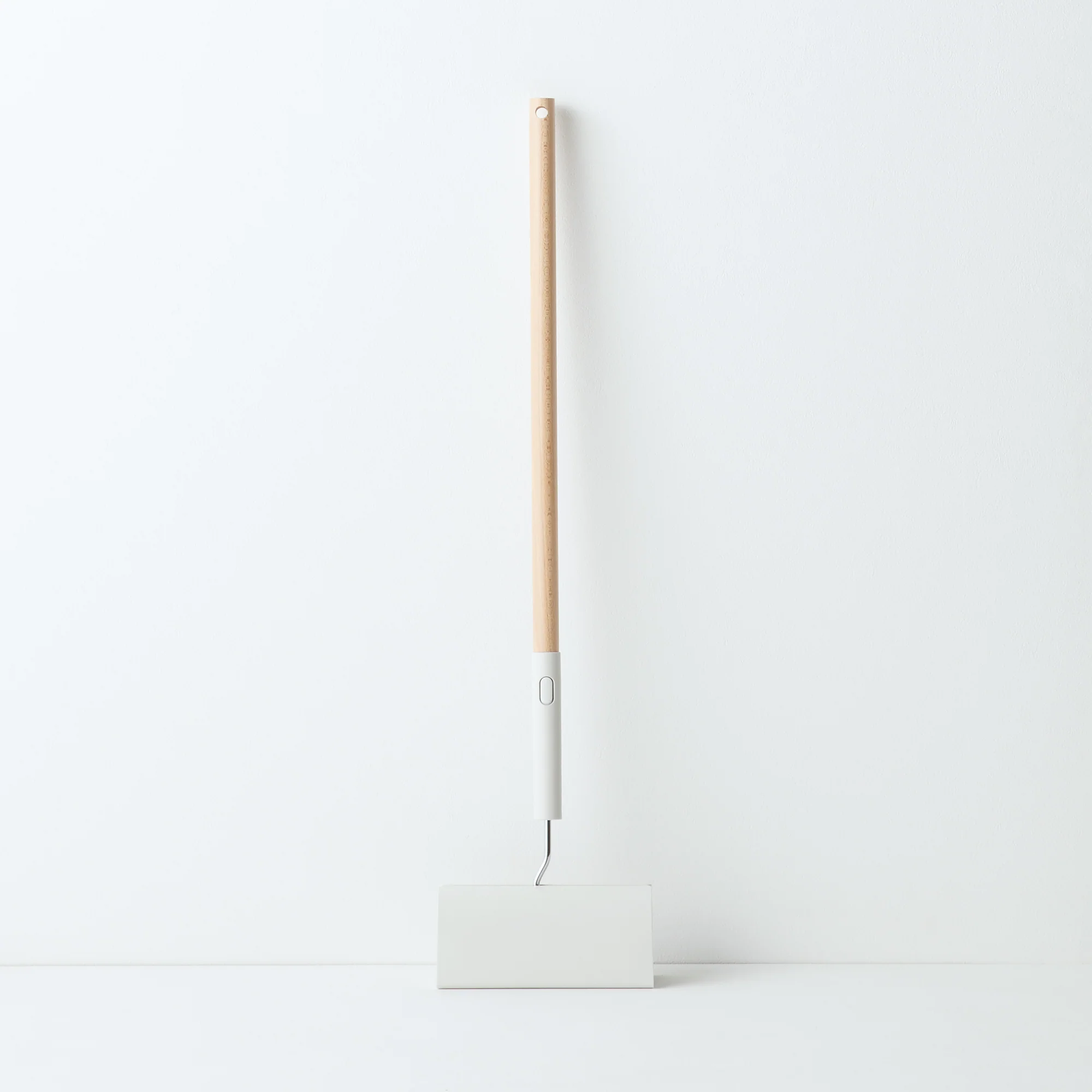 Cleaning System Wooden Short Pole - Image 7