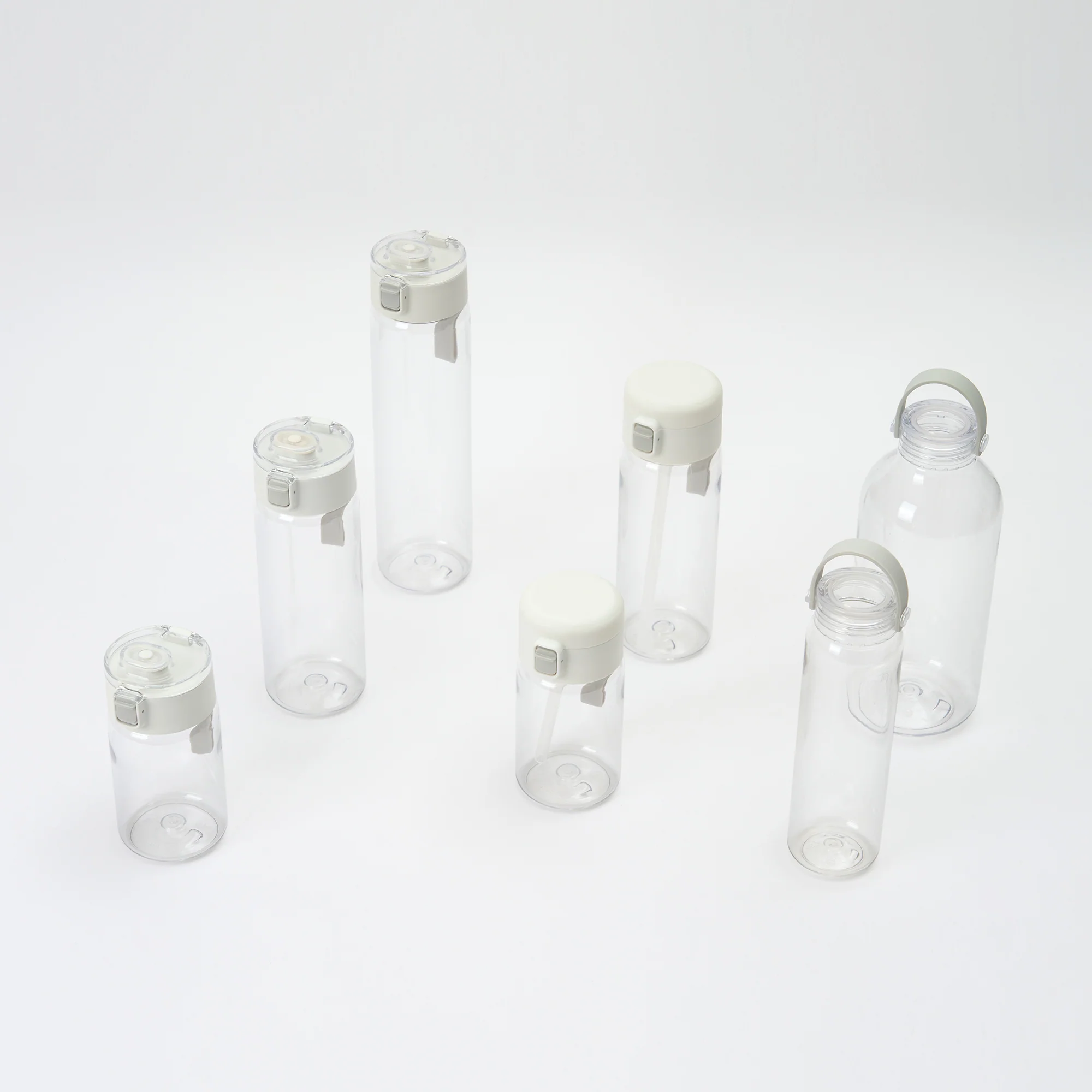 Clear Water Bottle with Straw (18.6 fl oz) - Image 13