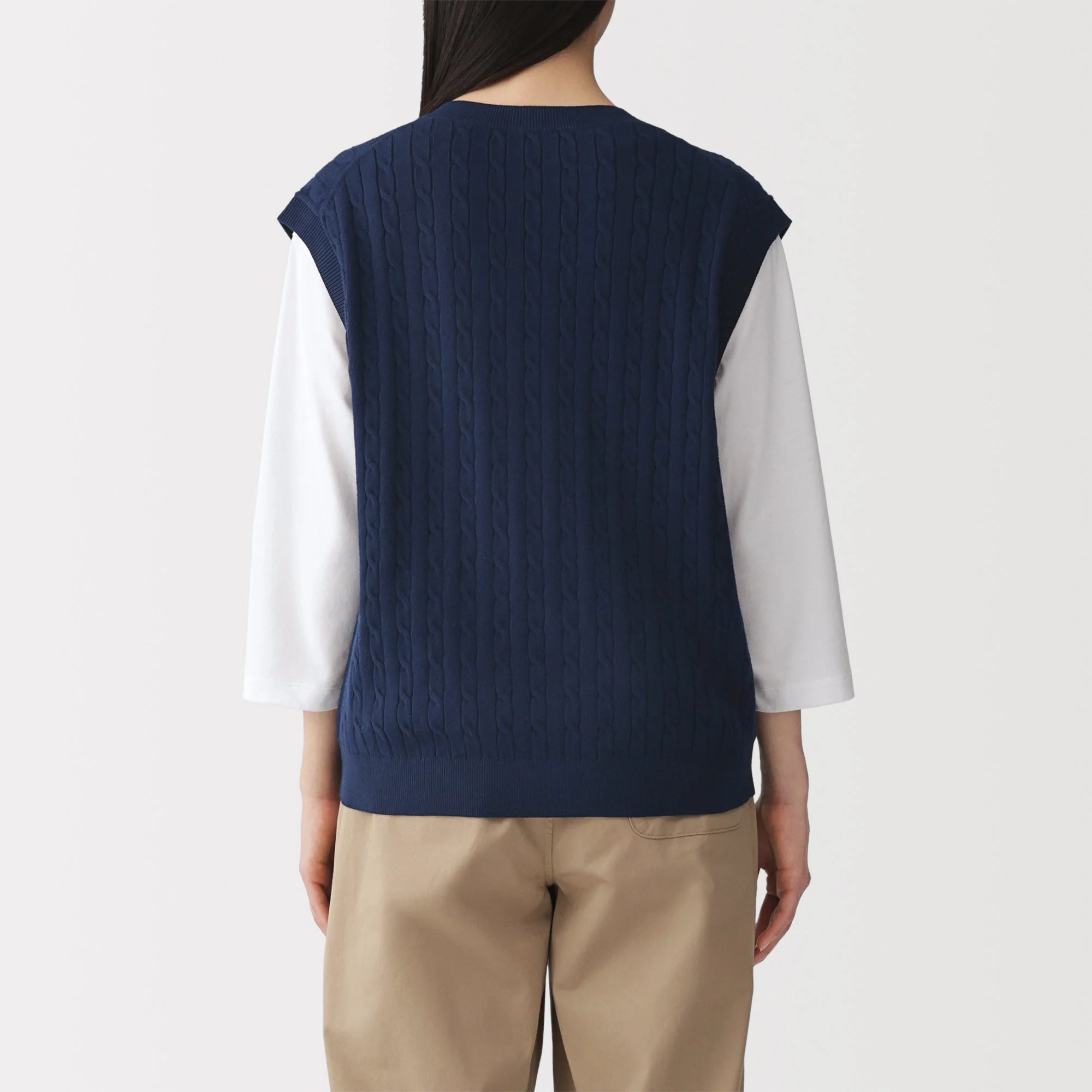 Cotton Blend Cable Vest - Image 20