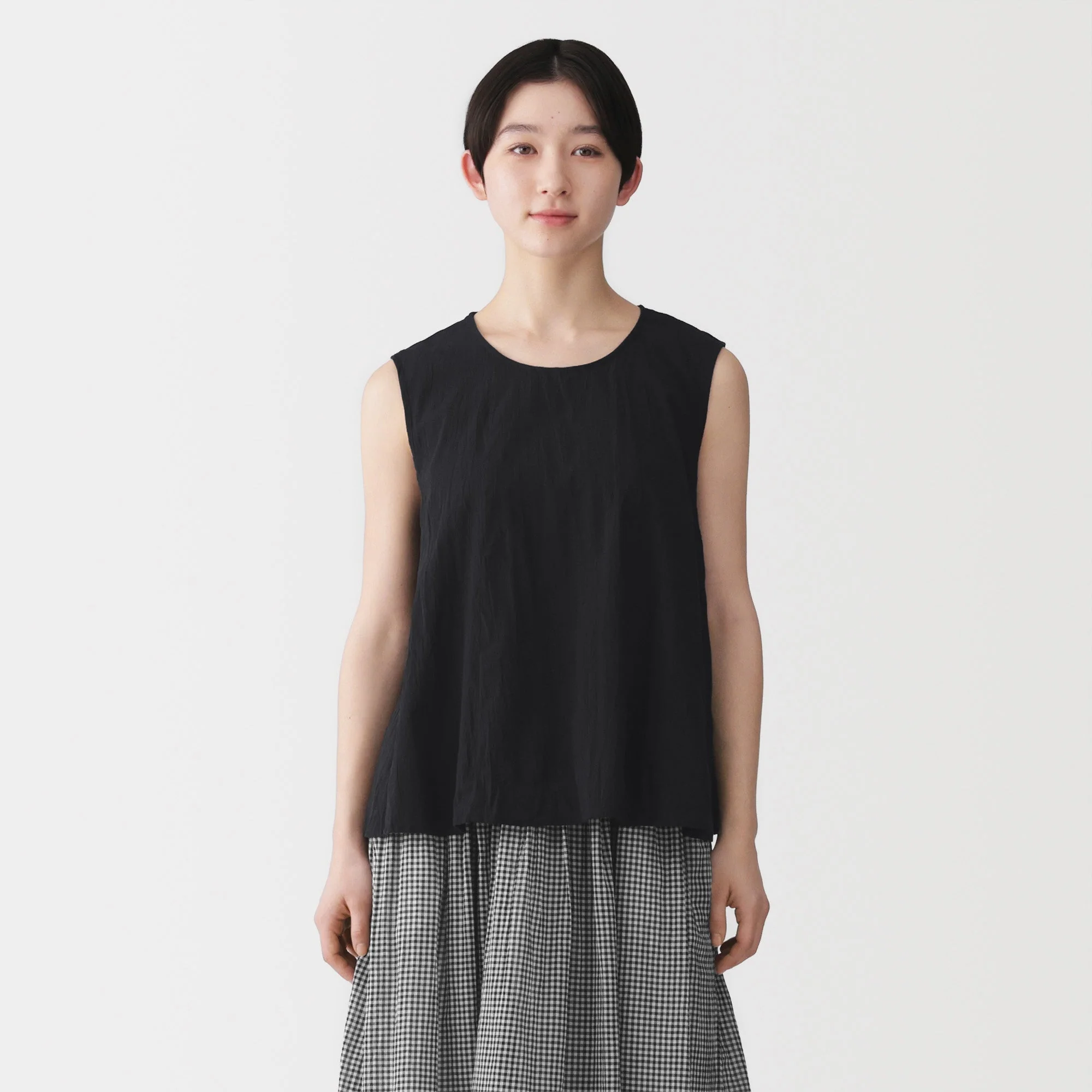 Cotton Crepe Sleeveless Blouse - Image 13