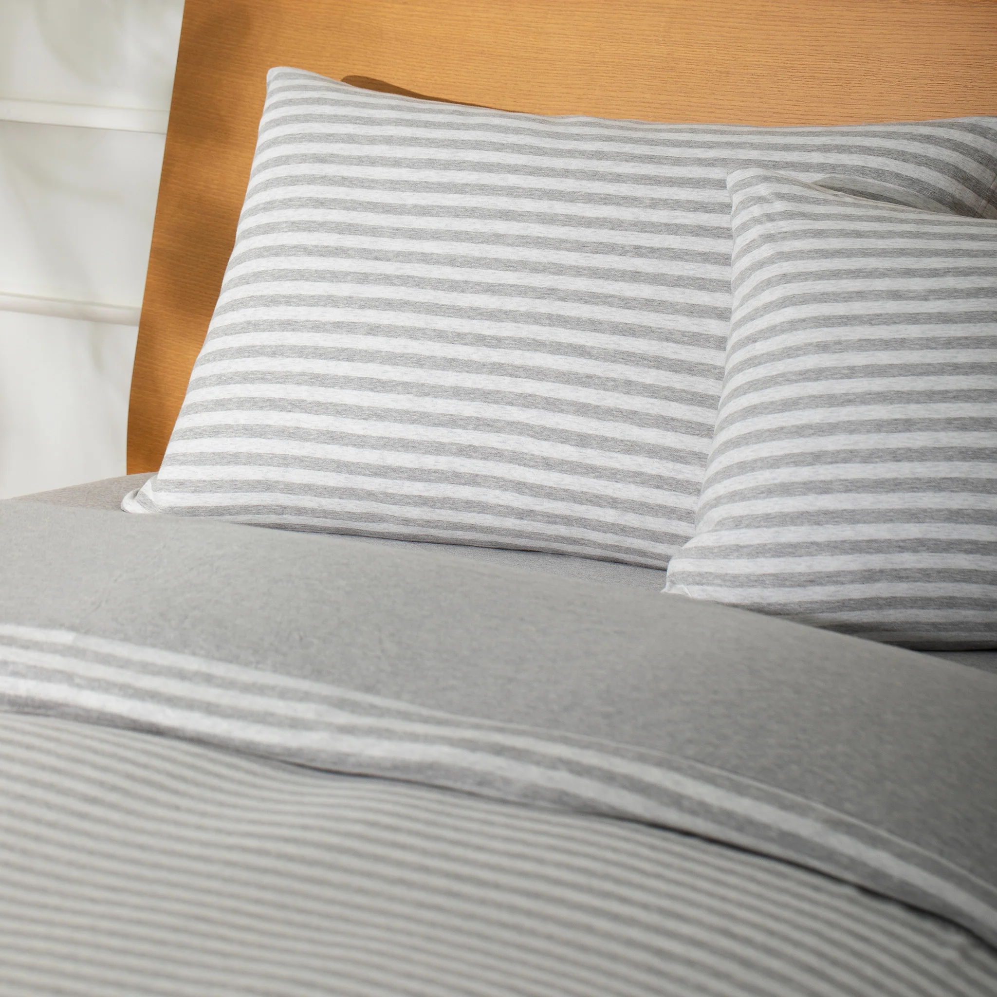 Cotton Jersey 4 Piece Bedding Set - Double - Image 4