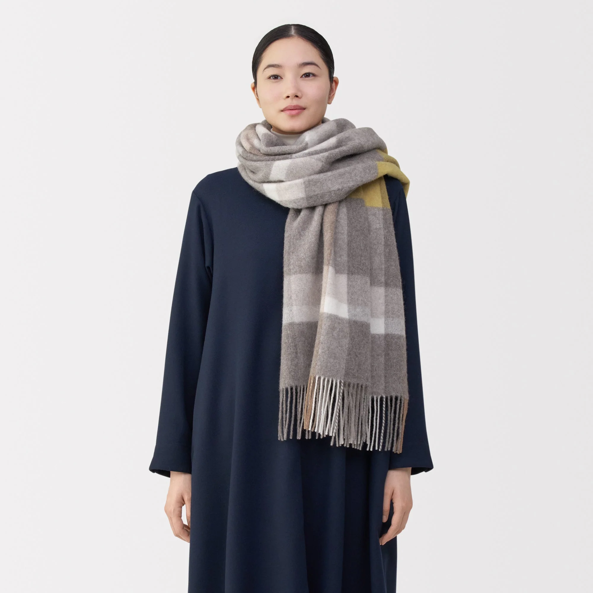 Fluffy Wool Blanket Stole - Image 3