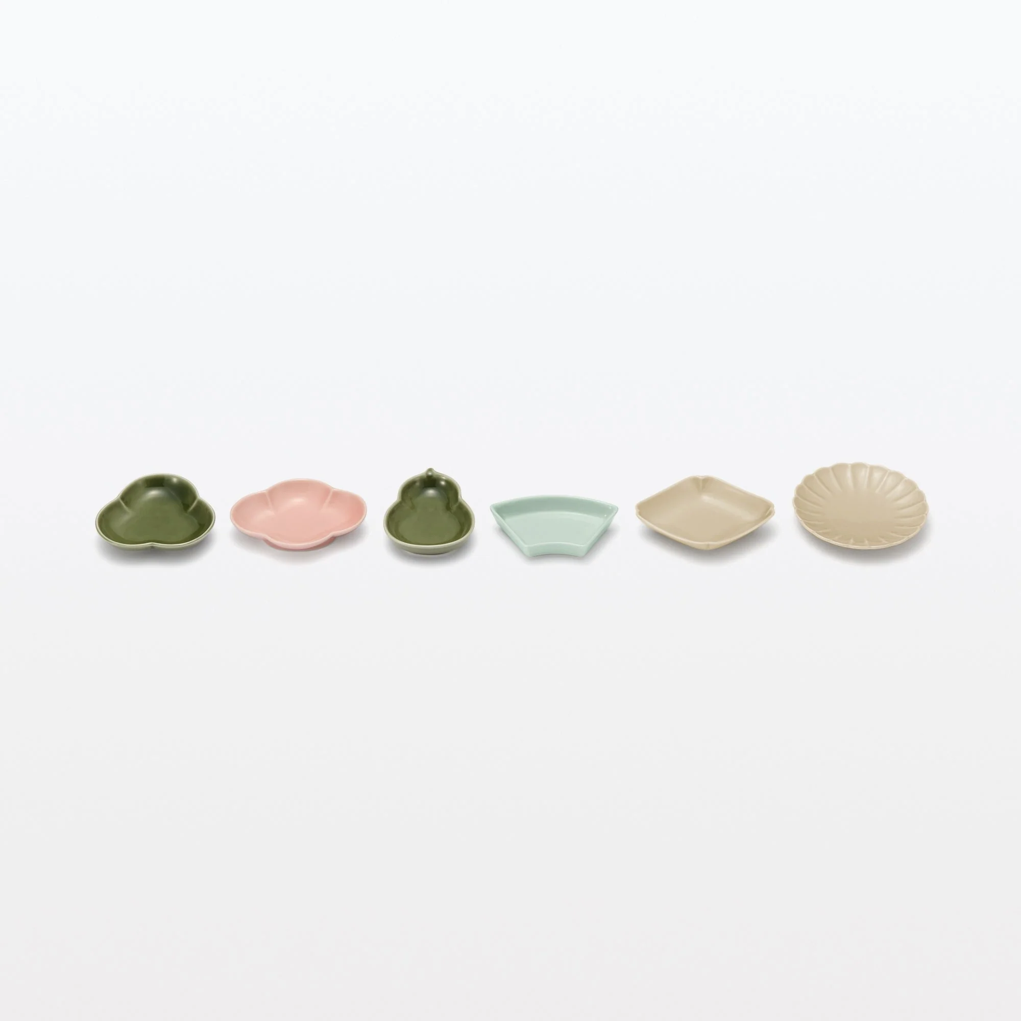 Hasami Ware Lucky Small Plate - Fan - Light Aqua - Image 7