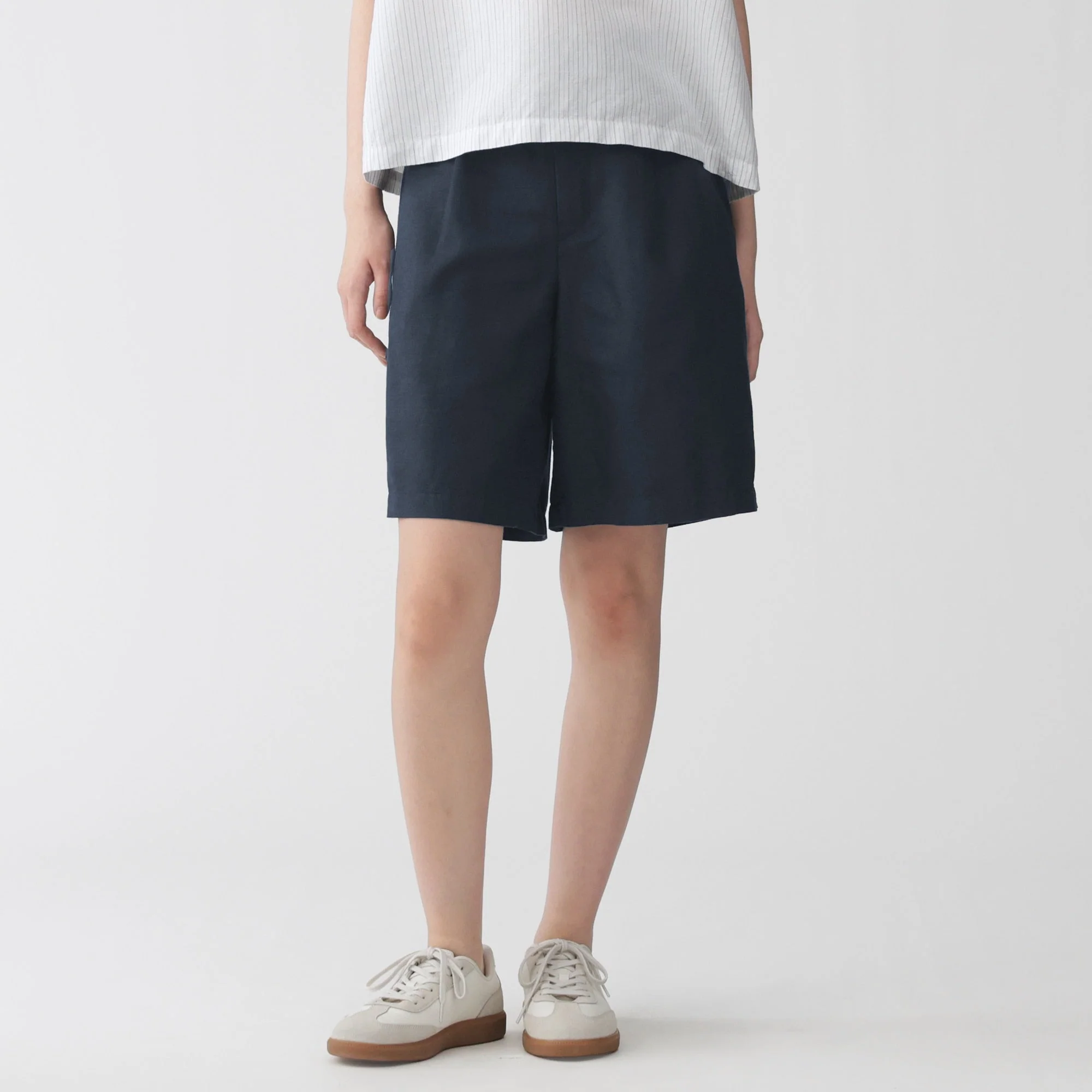 Hemp Blend Twill Shorts - Image 4