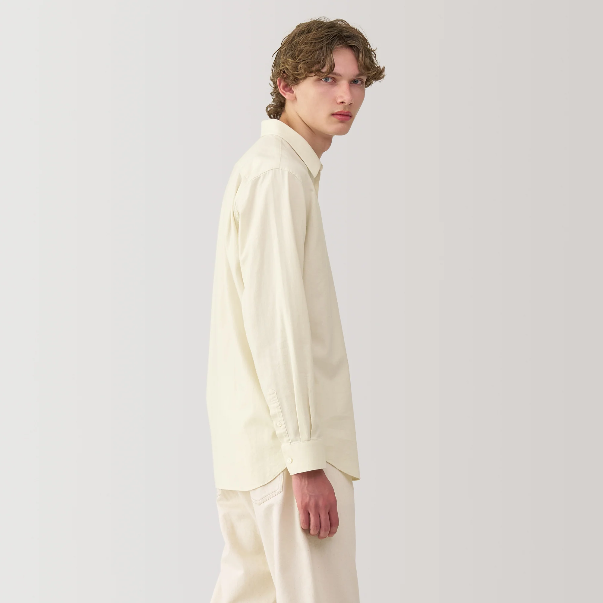 Labo Men's Brushed Cotton Twill Regular Collar Shirt - Image 13