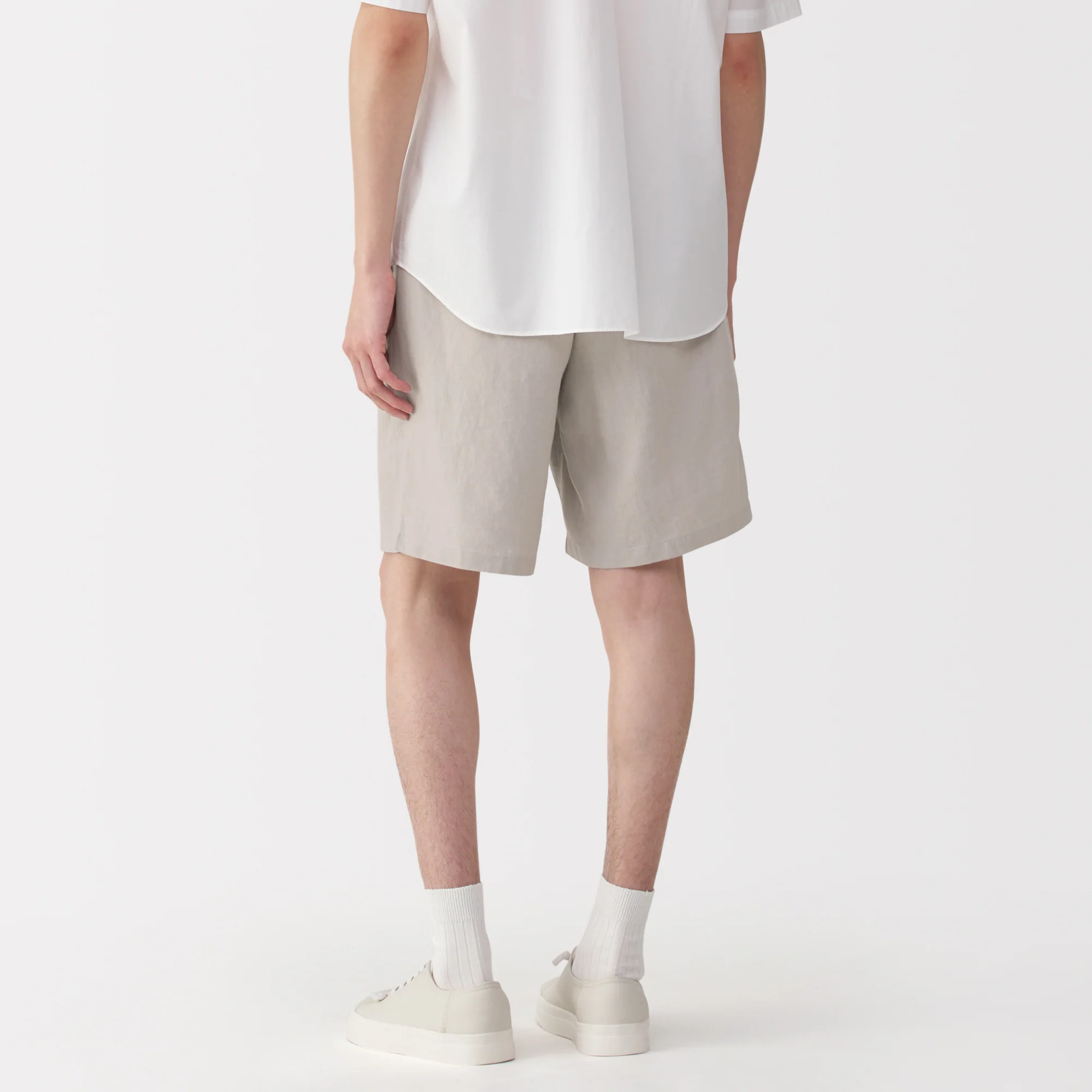 Labo Men's Ramie Fabric Shorts - Image 6