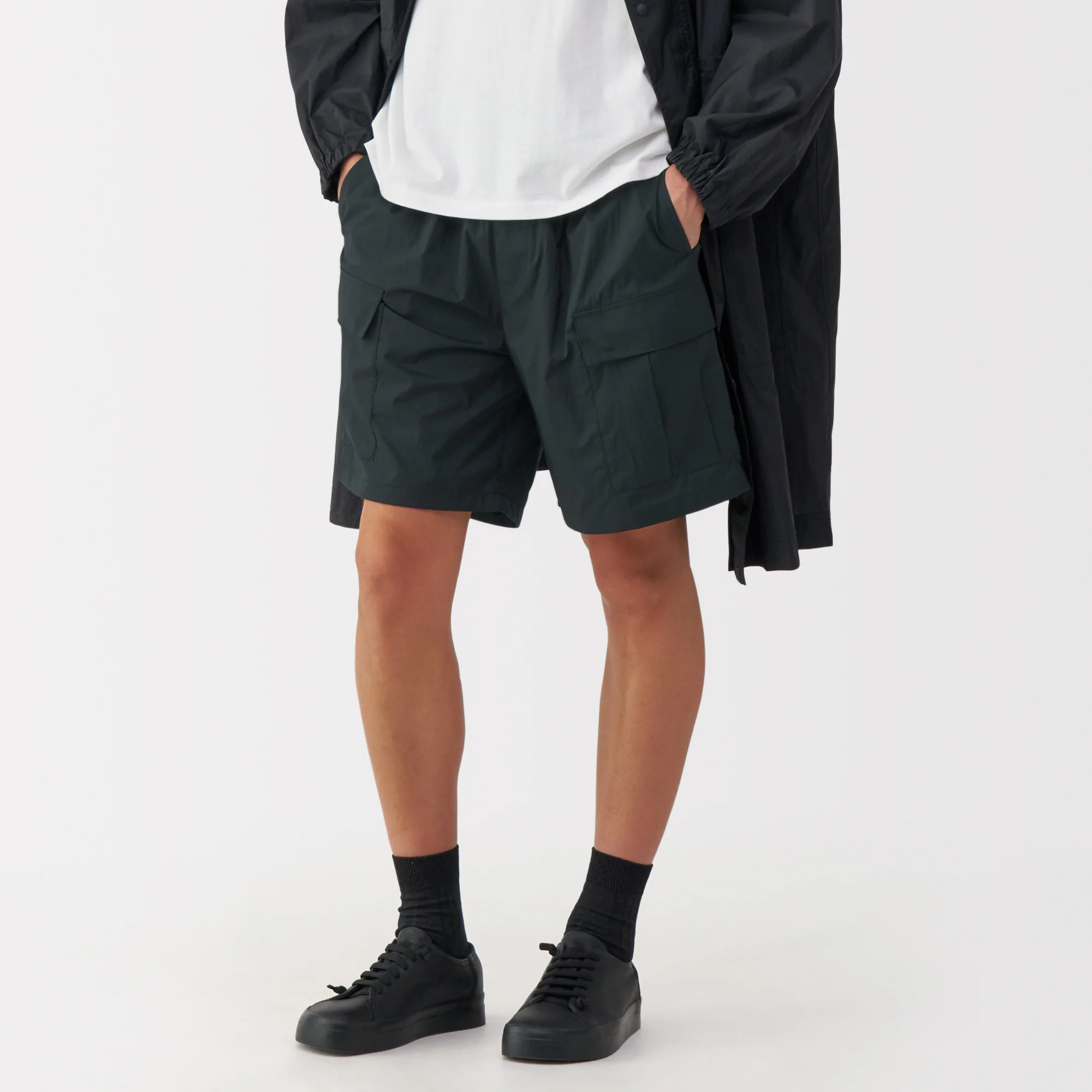 Labo Men's Water Repellent Nylon Cargo Shorts - Image 4