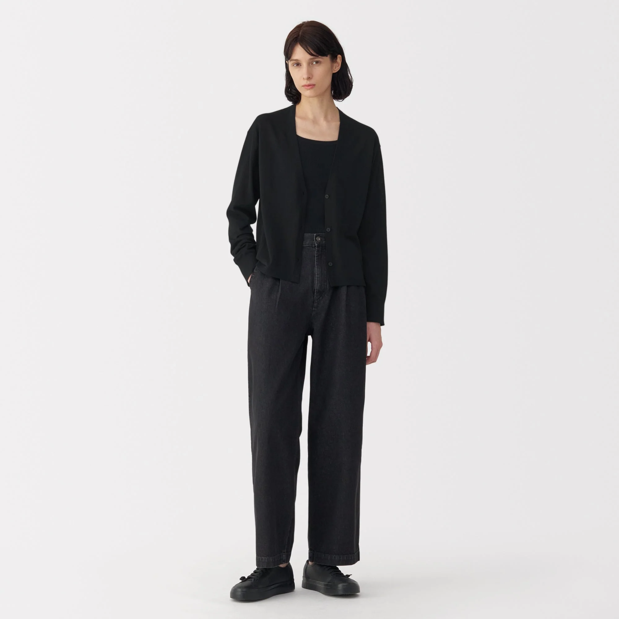 Labo Women's Cotton High Gauge Knit Cardigan - Image 17