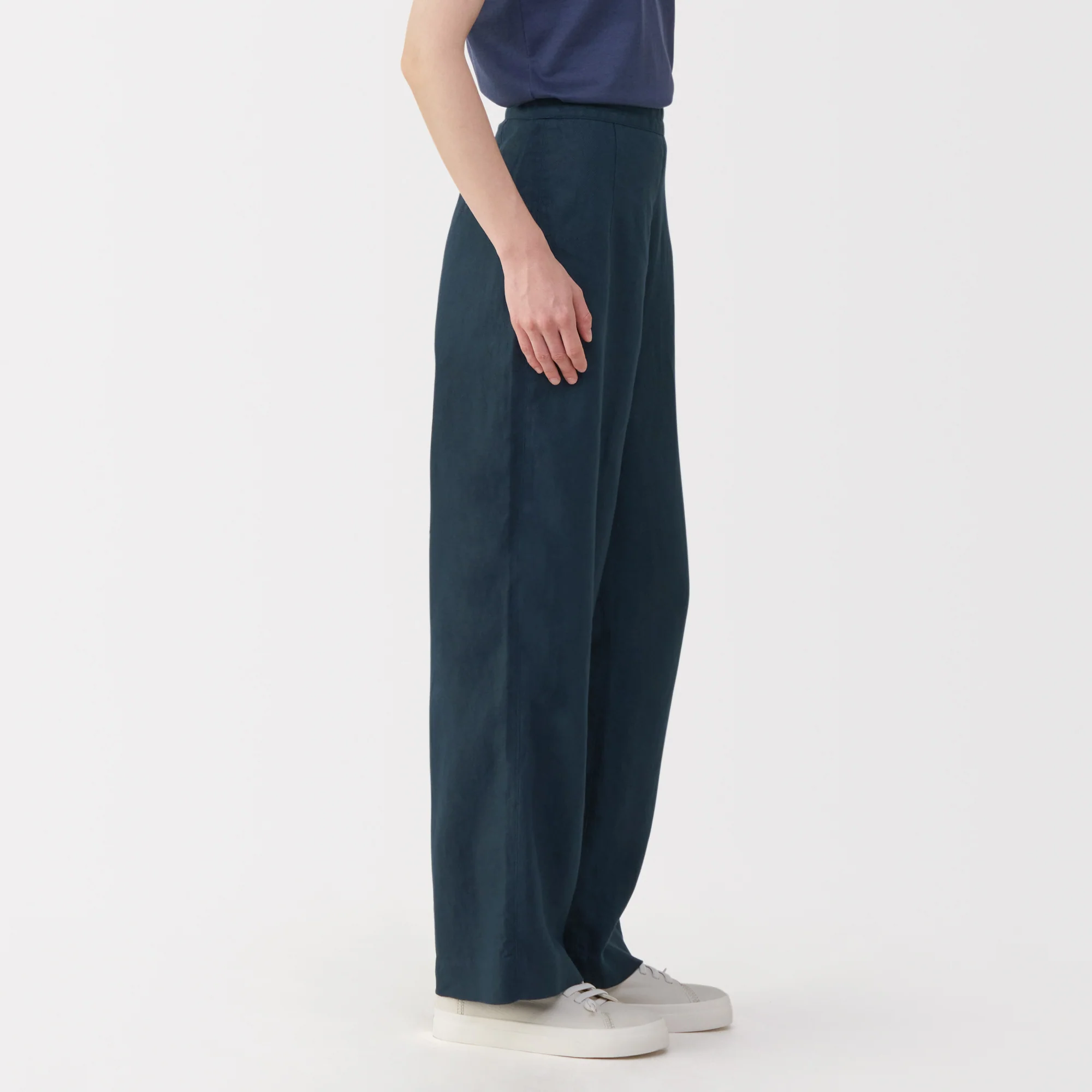 Labo Women's Heavyweight Linen Wide Pants - Image 5