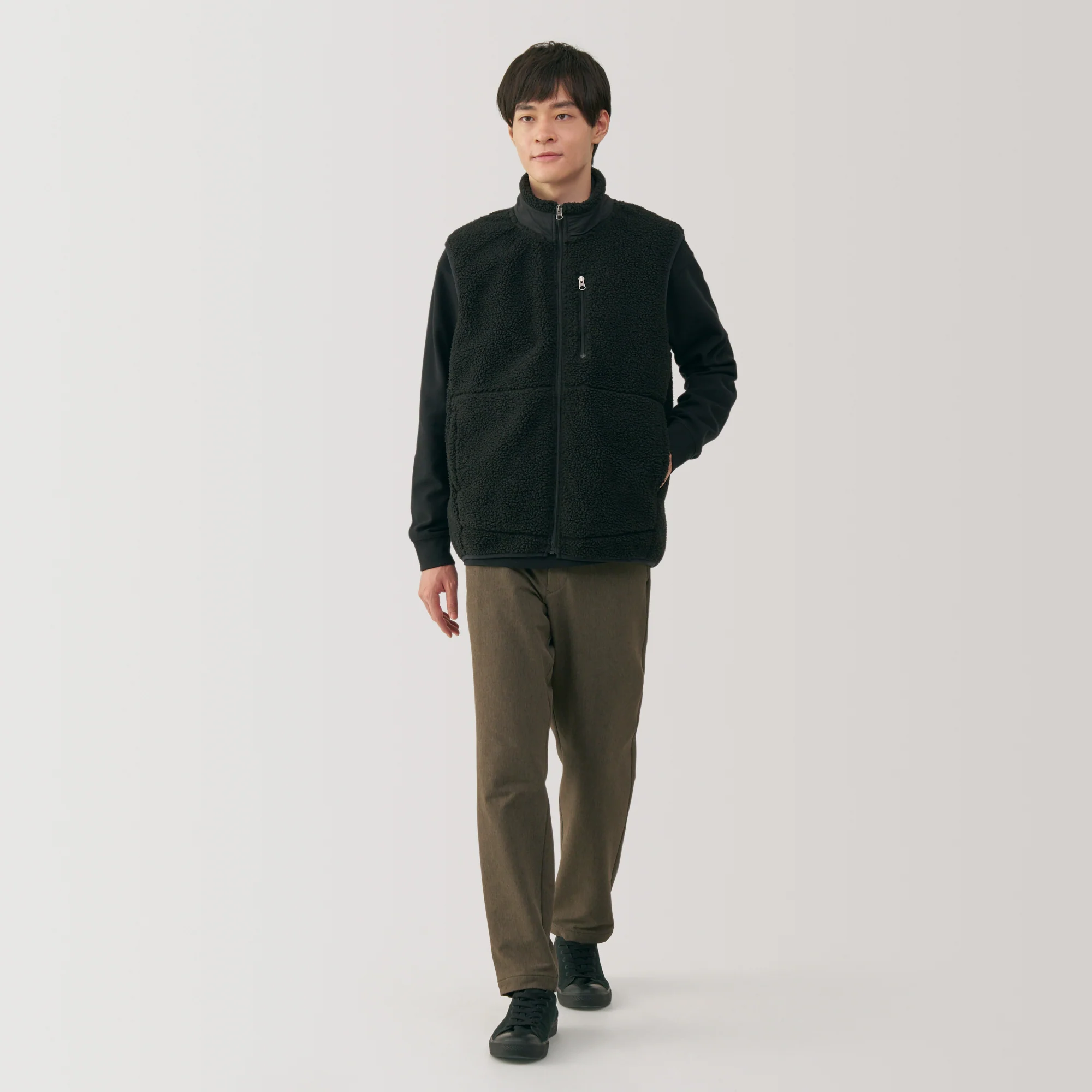 Men's Boa Fleece Vest - Image 31