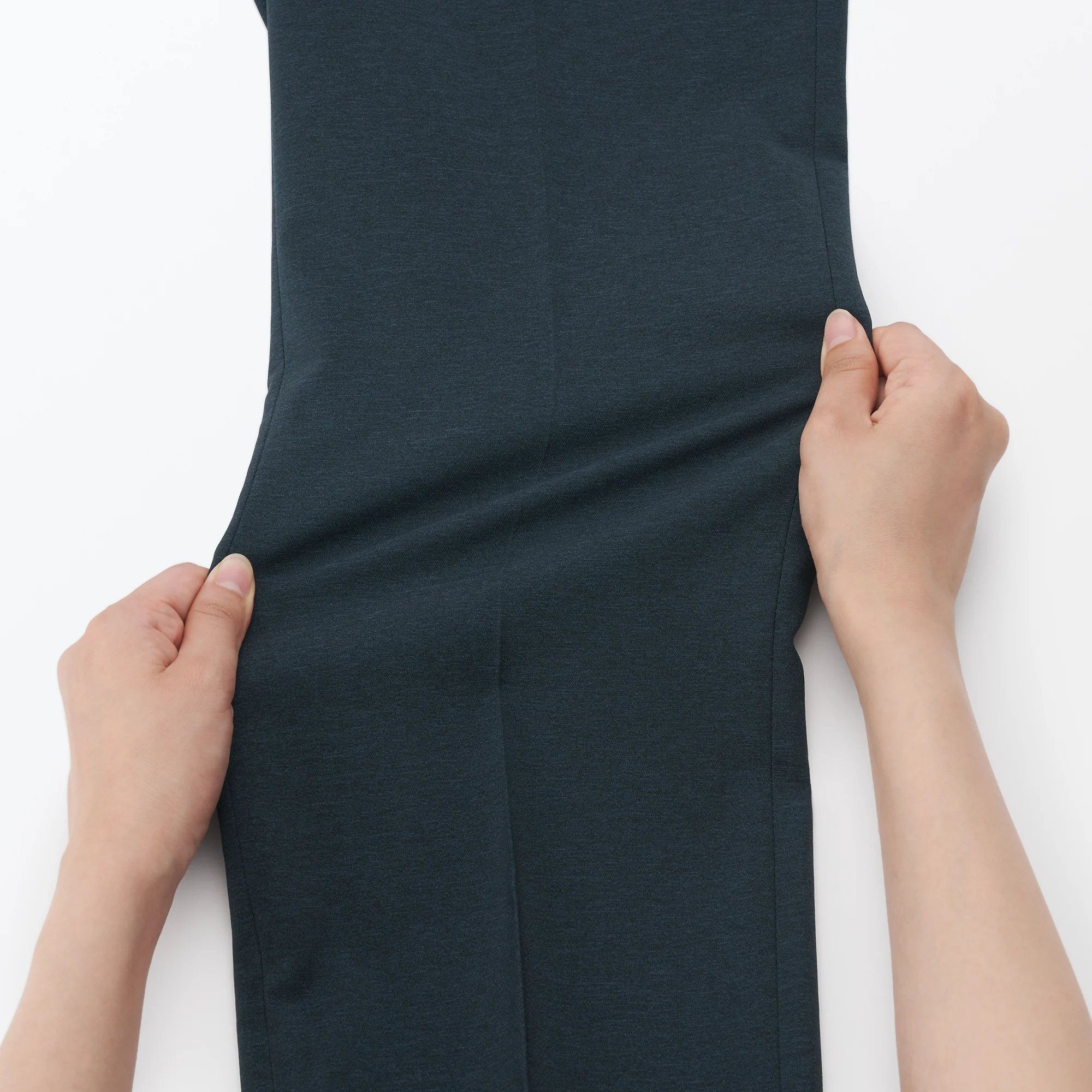 Men's Easy Care Stretch No Tuck Pants - Image 20