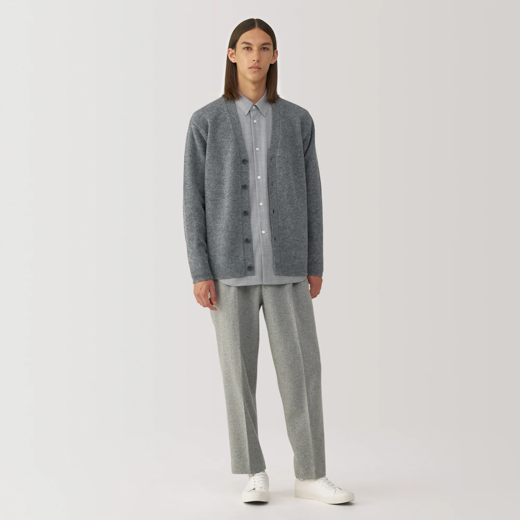 Labo Men's Milled Wool V Neck Cardigan - Image 14