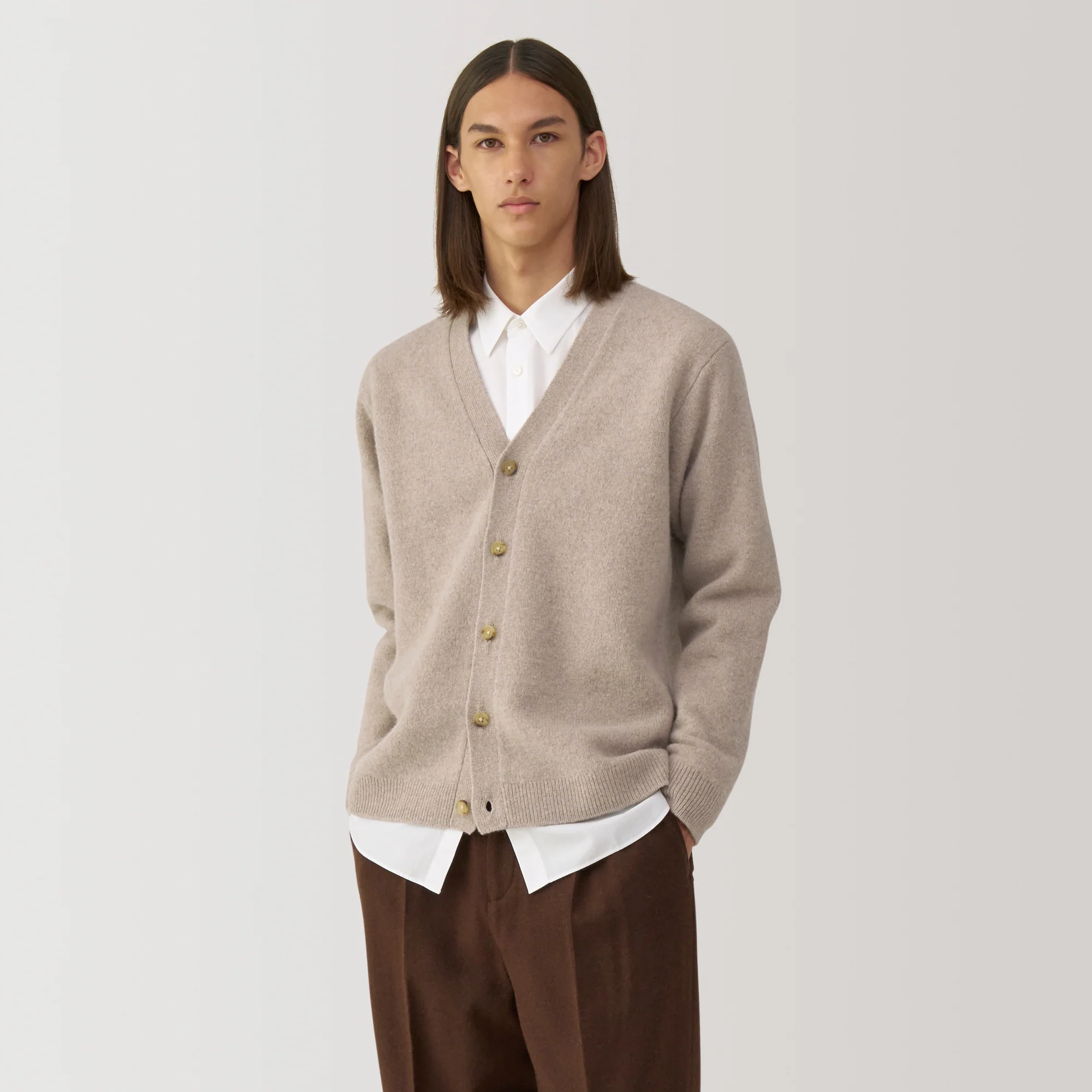 Labo Men's Milled Wool V Neck Cardigan - Image 17
