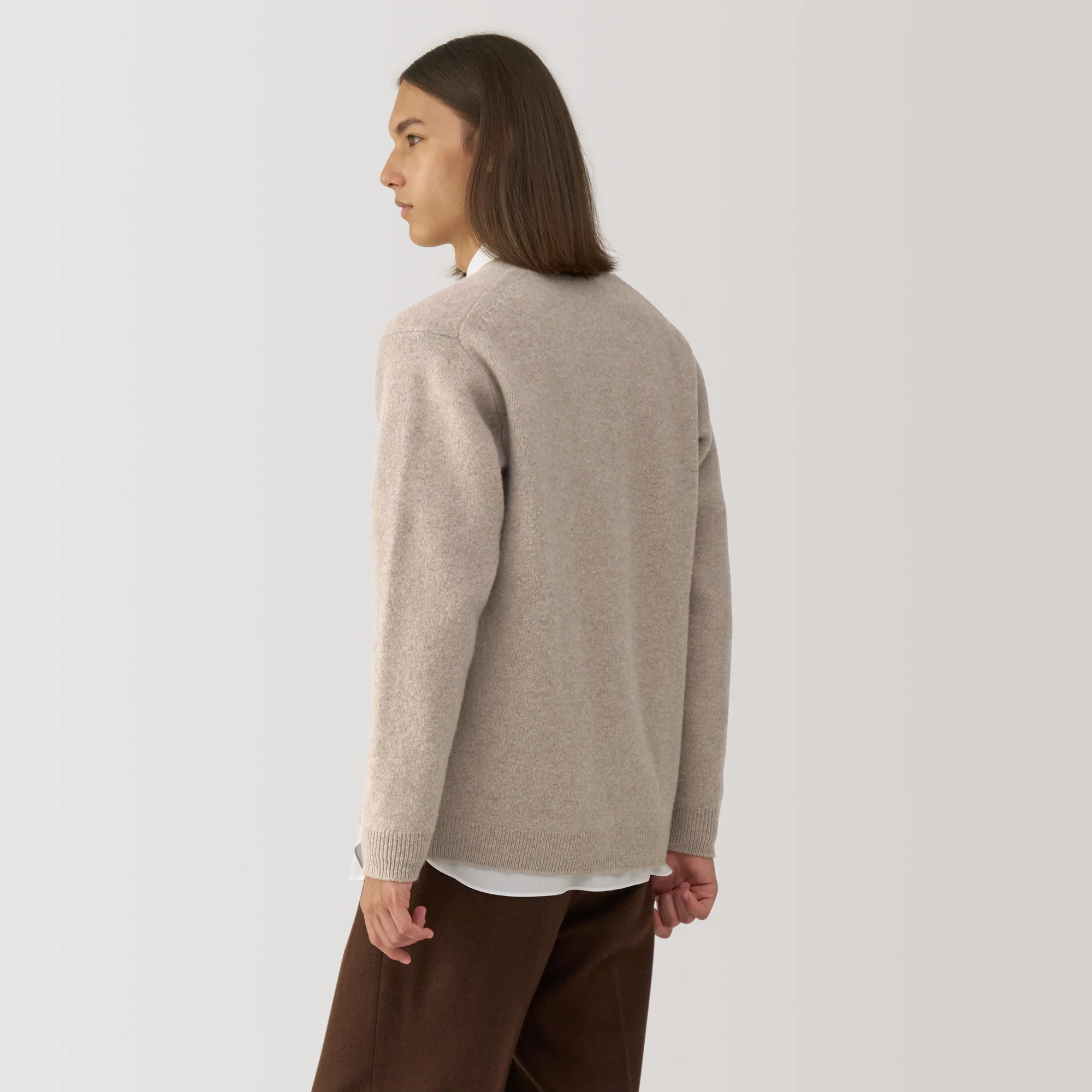 Labo Men's Milled Wool V Neck Cardigan - Image 19