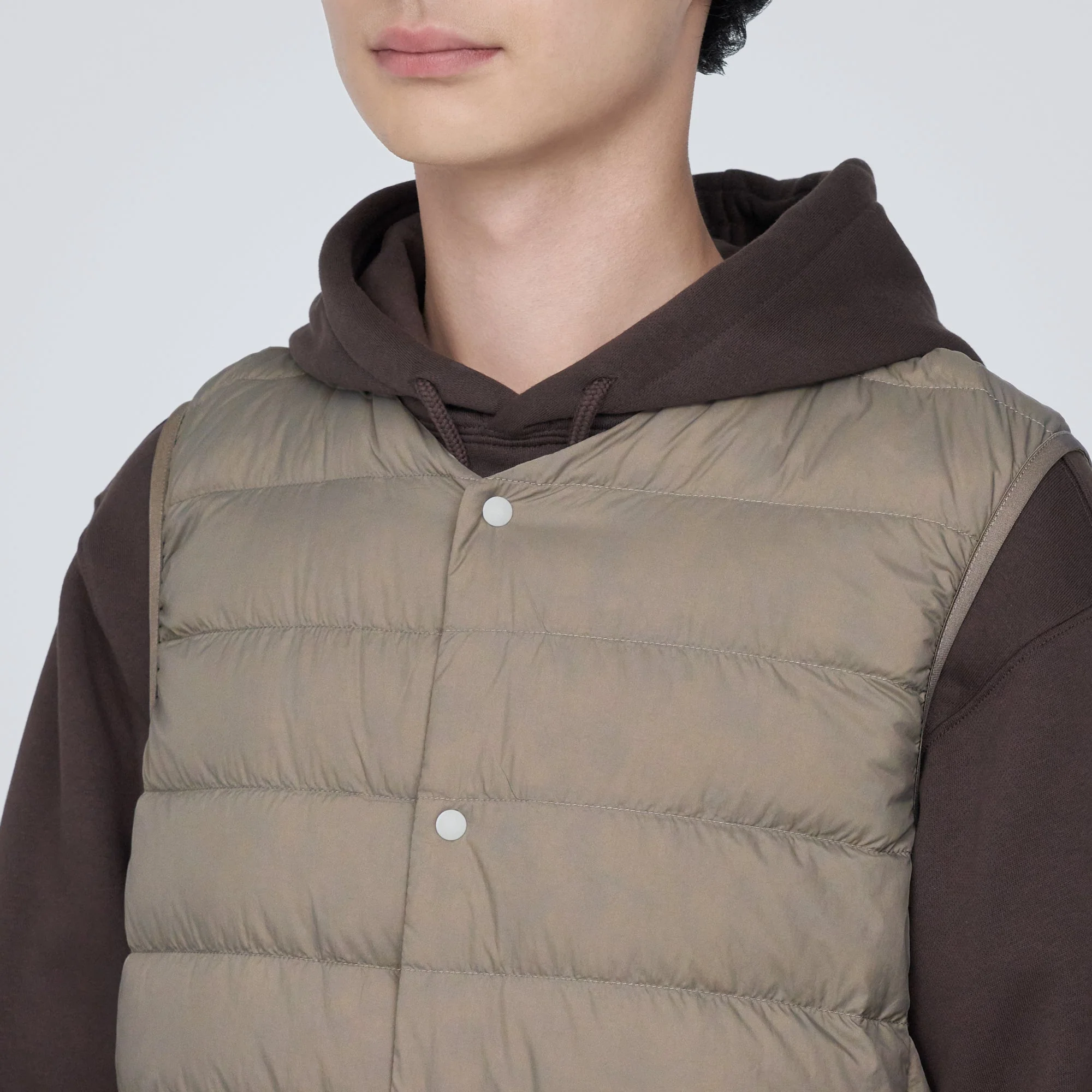 Men's Lightweight Down Collarless Vest - Image 25