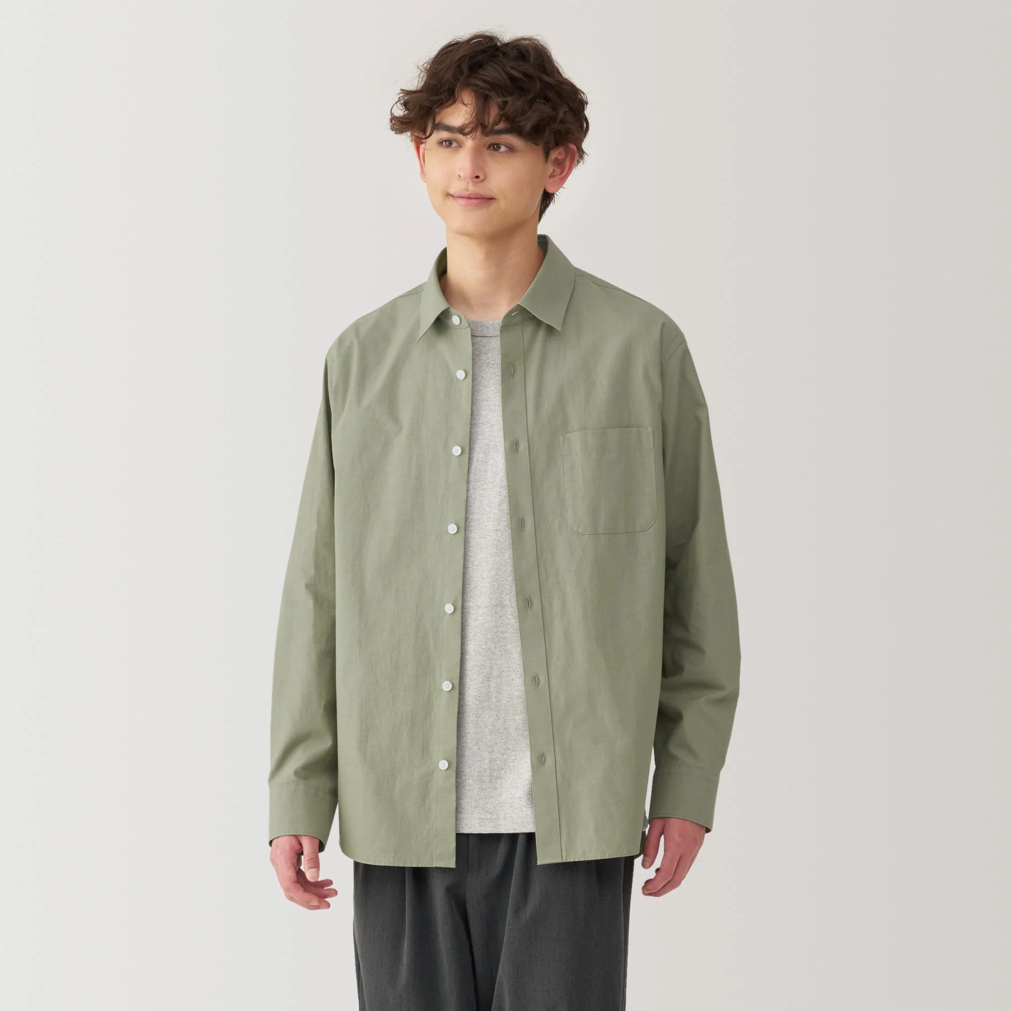 Men's Washed Broadcloth Shirt - Image 11