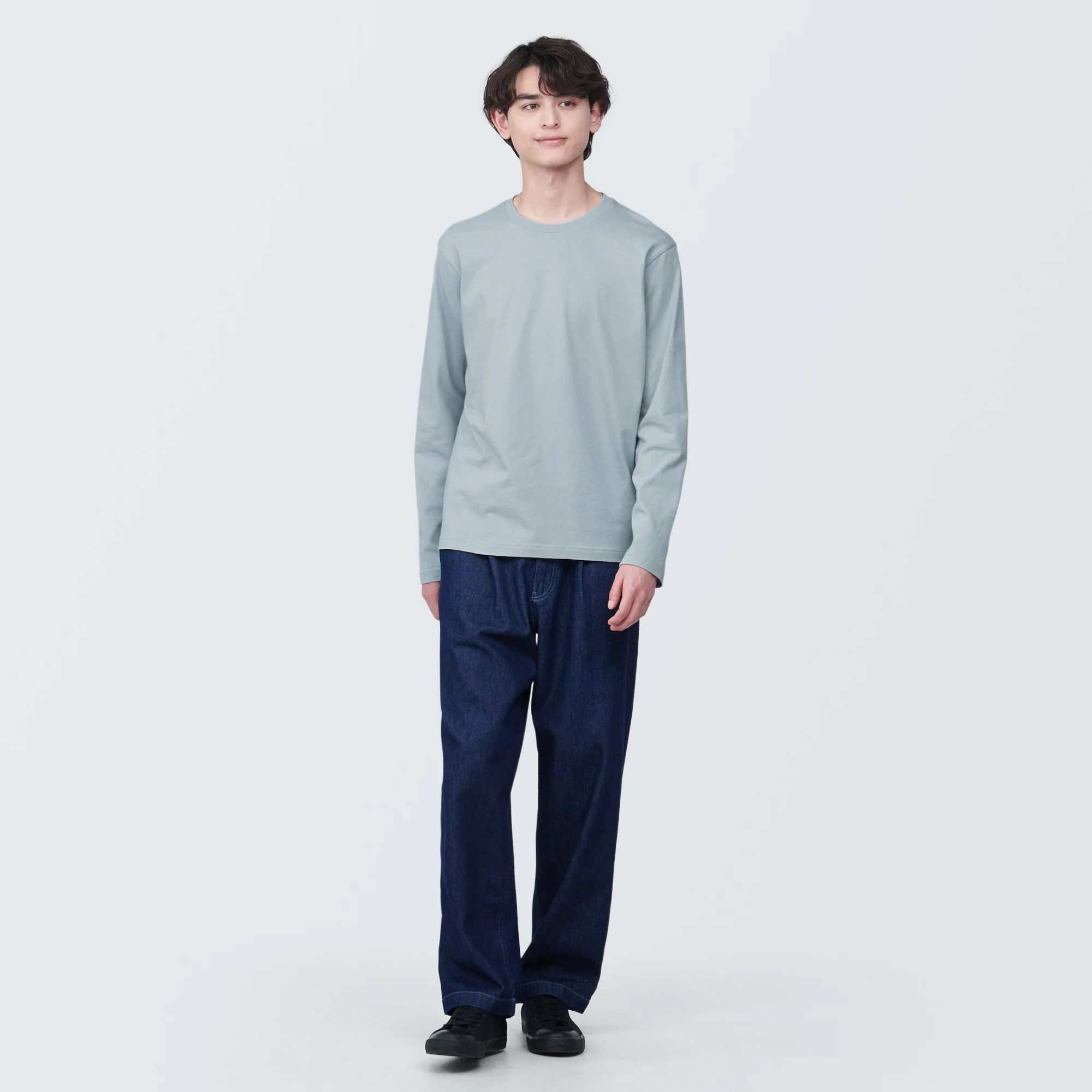 Men's Washed Jersey Crew Neck Long Sleeve T-Shirt - Image 4