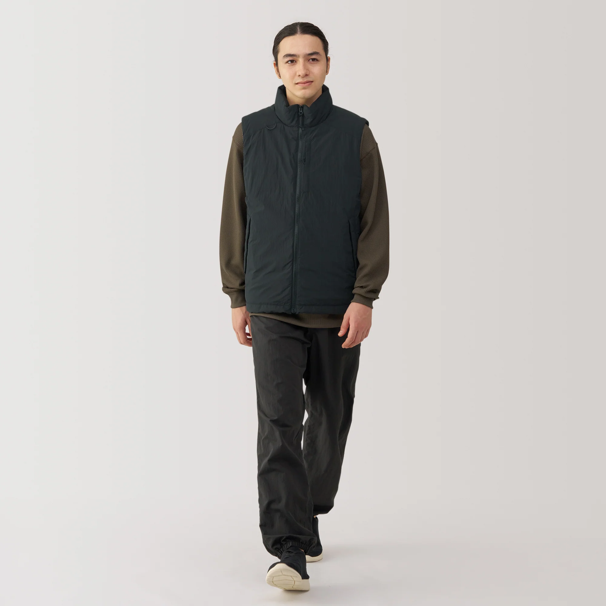 Men's Water Repellent Padded Walking Vest - Image 5