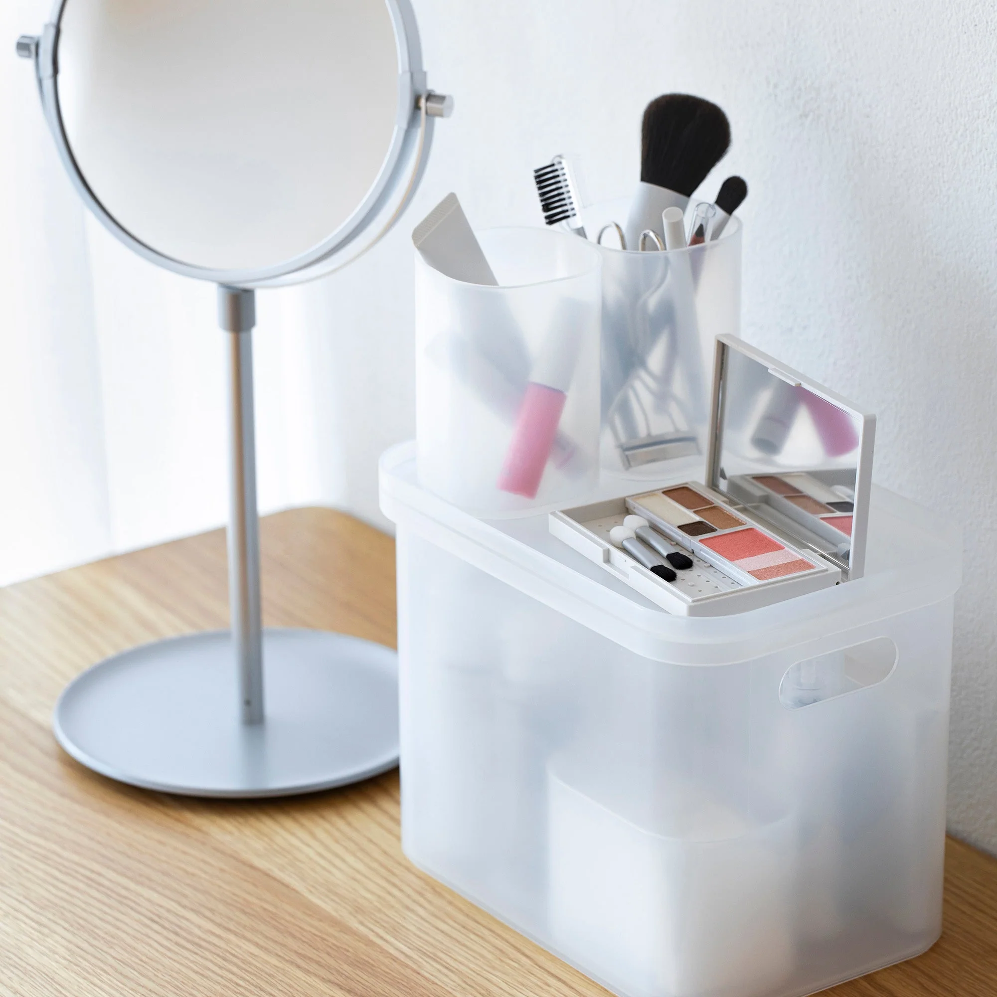 Recycled Polypropylene Makeup Box (W5.9 x D8.7 x H6.7") - Image 8
