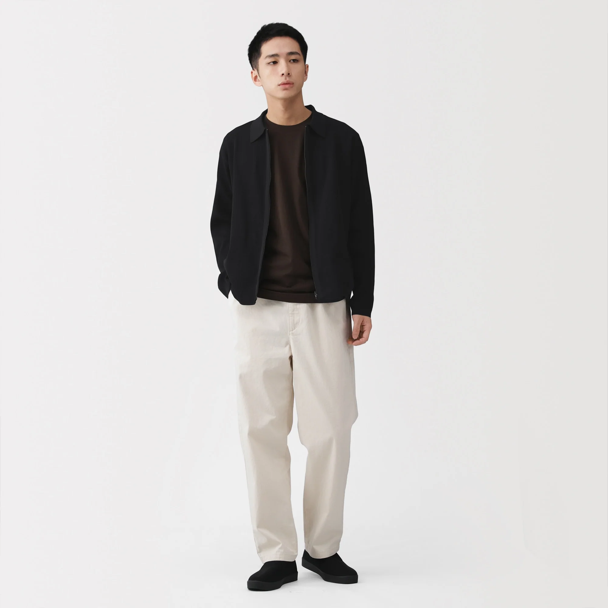 Quick Dry Knit Blouson - Image 19