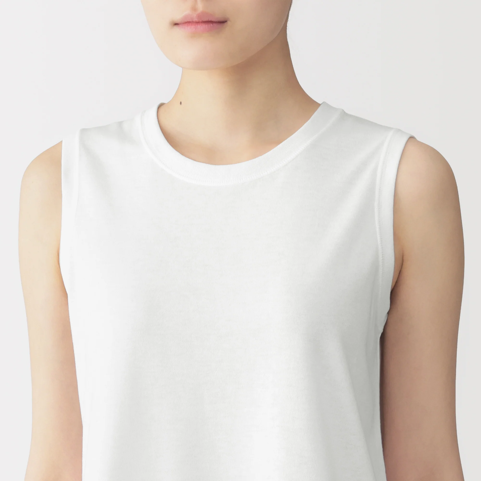 Quick Dry Sleeveless T-Shirt - Image 31