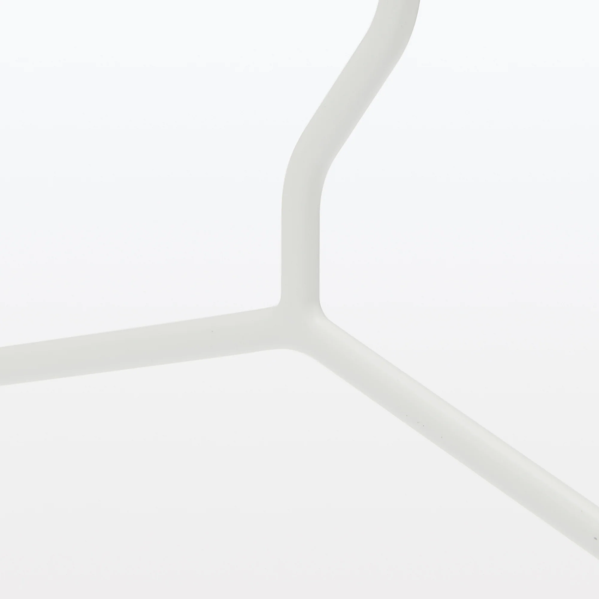 Recycled Polypropylene Hanger (Set of 10) - Image 4