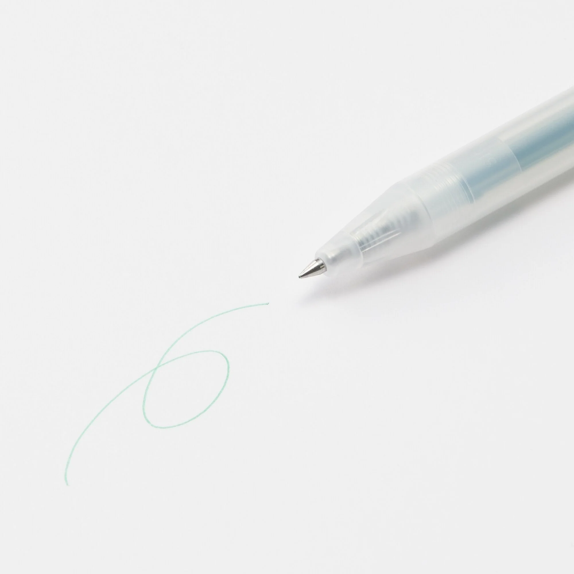 Smooth Gel Ink Ballpoint Knock Pen 0.3 mm - Green - Image 2