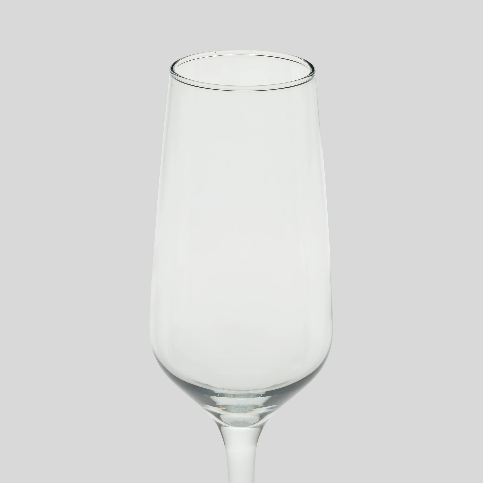 Tulip Champagne Glass (5.7 fl oz) - Image 4