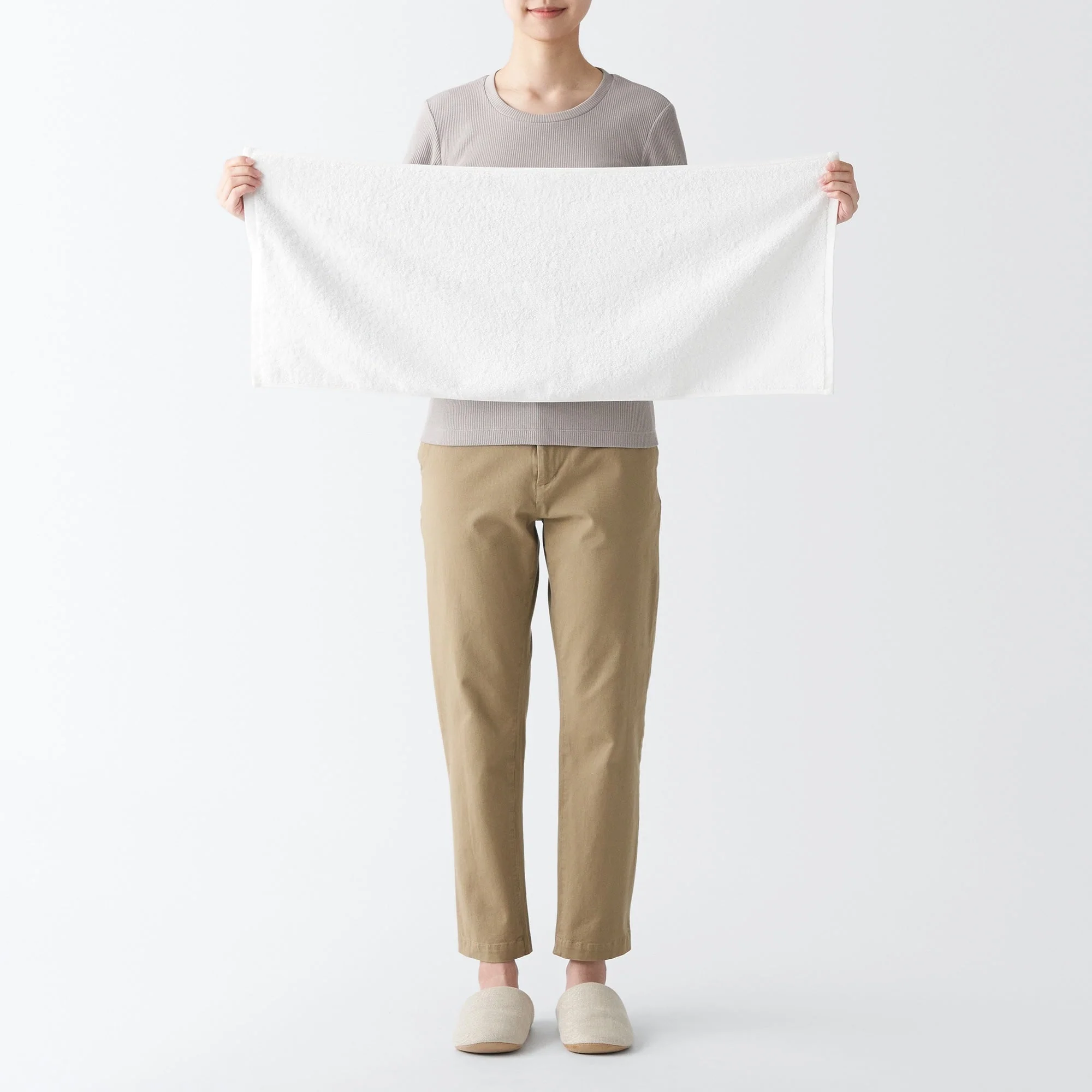 Twin Pile Face Towel with Loop - Image 4