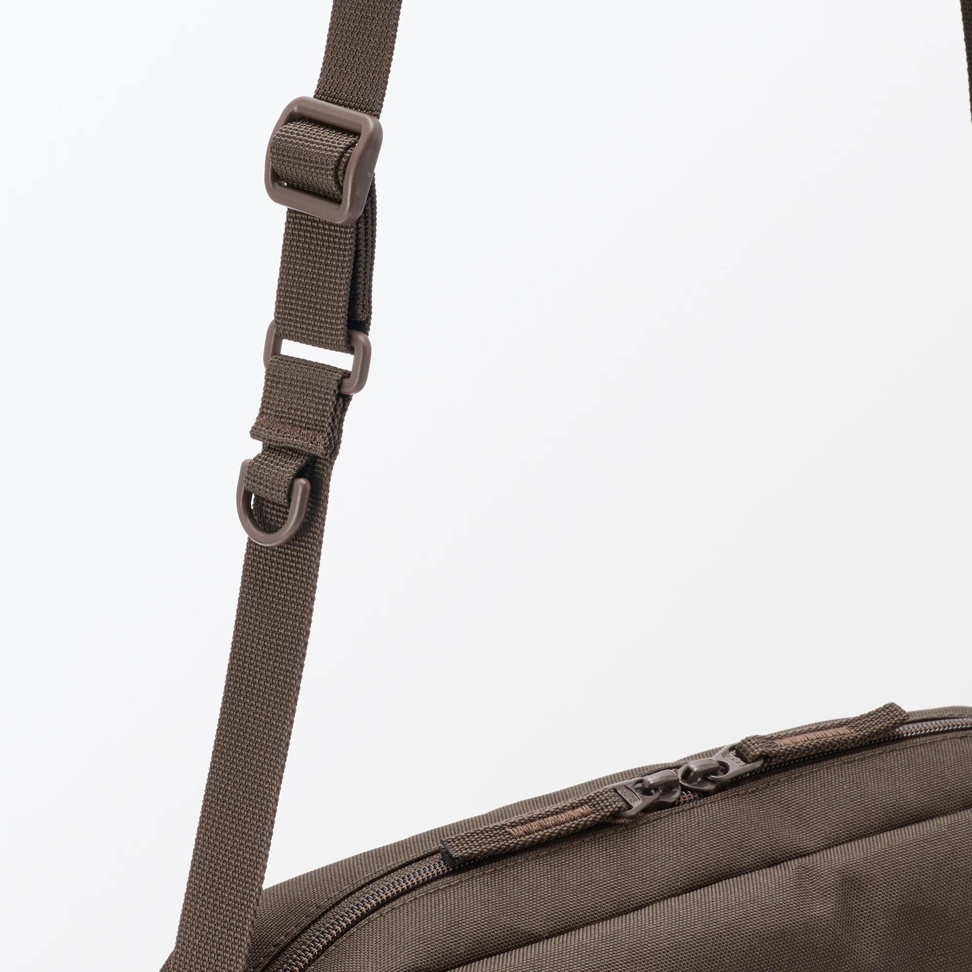 Water Repellent Shoulder Bag - Image 64