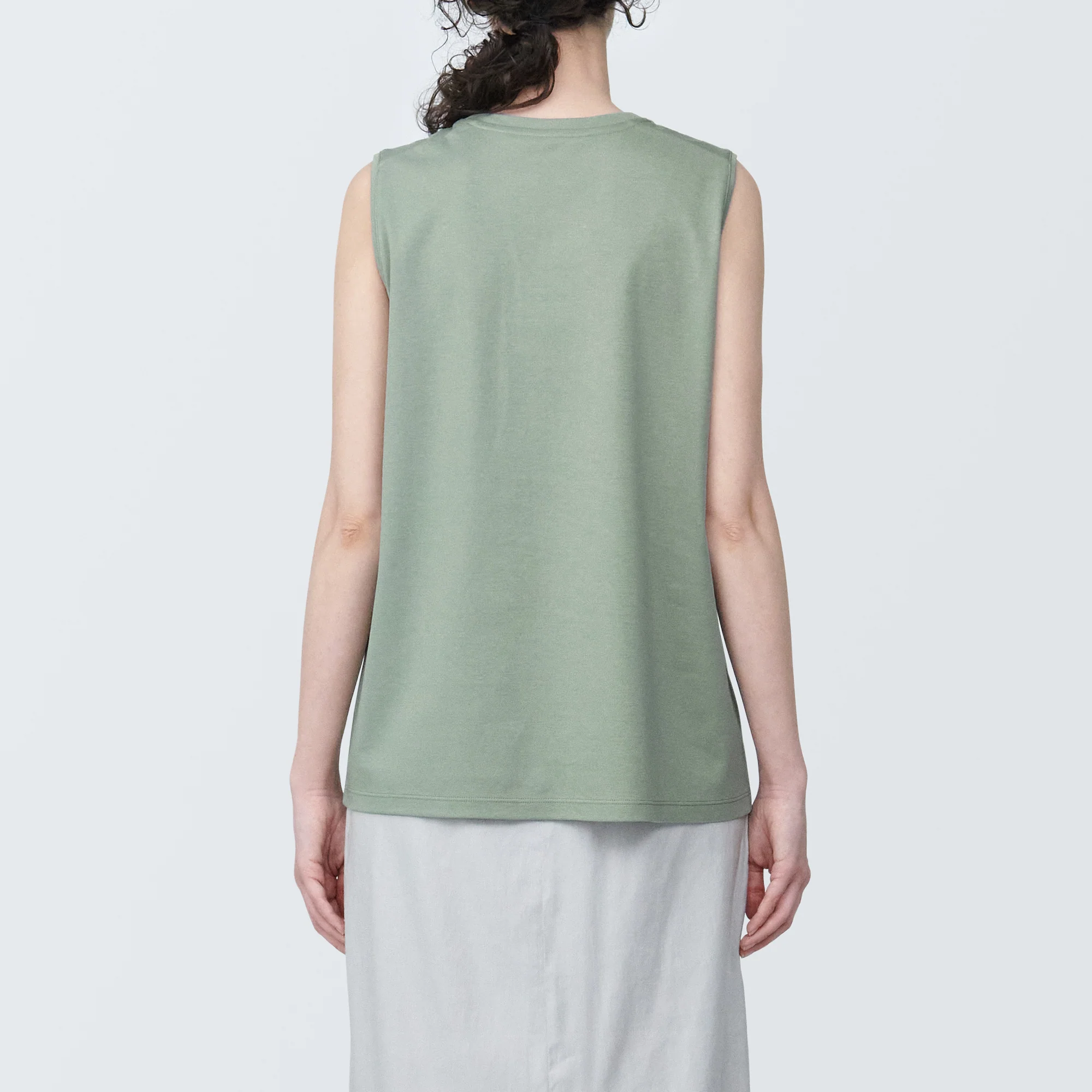 Women's Anti-Sweat Stain Sleeveless T-Shirt - Image 6