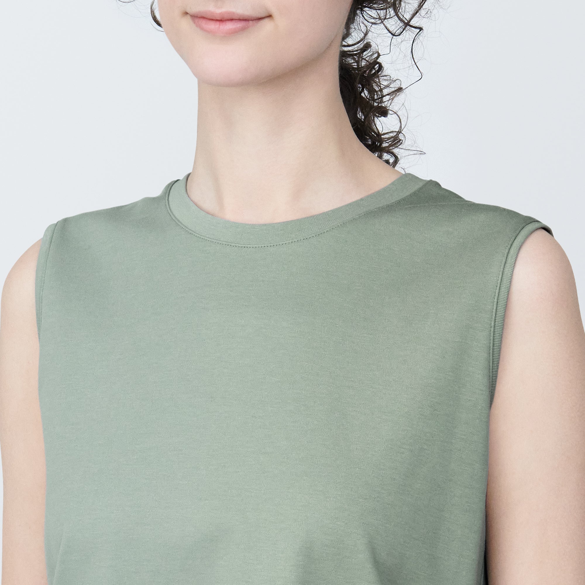 Women's Anti-Sweat Stain Sleeveless T-Shirt - Image 7