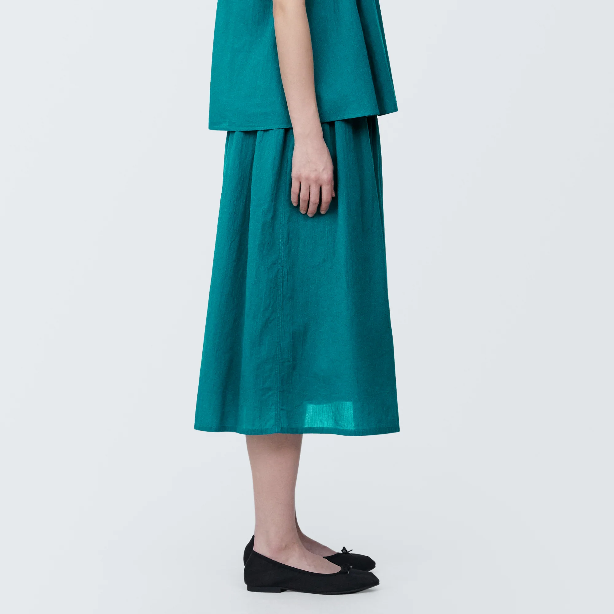 Women's High Twisted Veil Gathered Skirt - Image 4