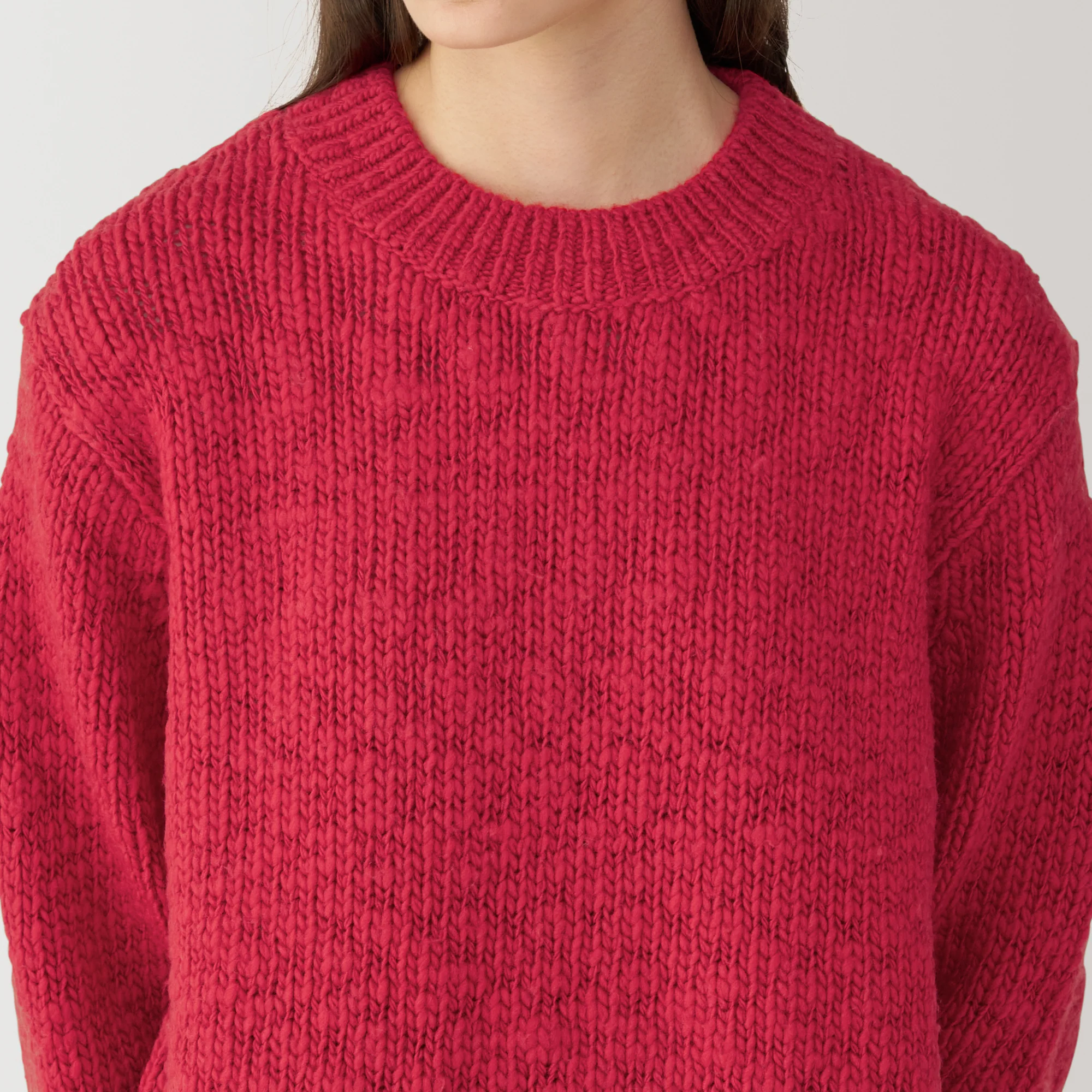 Labo Women's Low-Gauge Wool Crew Neck Sweater - Image 20
