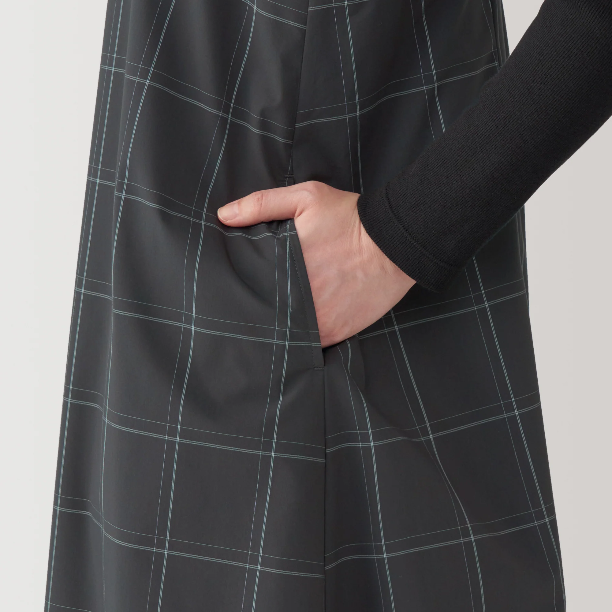 Women's Quick Dry Broadcloth Patterned Camisole Dress - Image 17