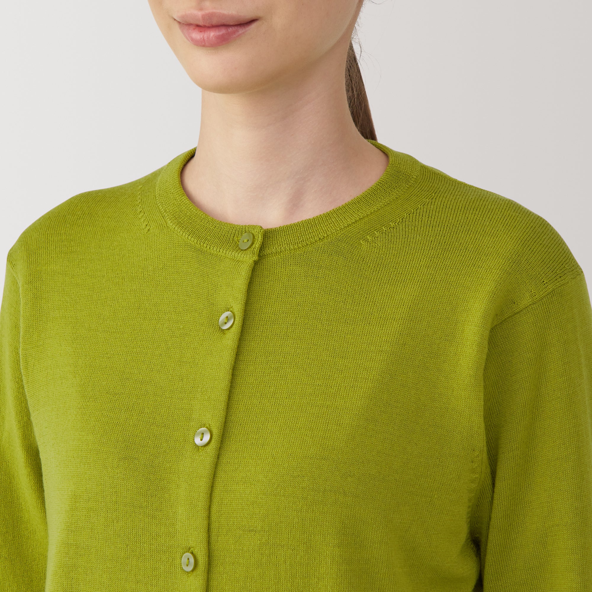 Women's Washable High Gauge Wool Crew Neck Cardigan - Image 14