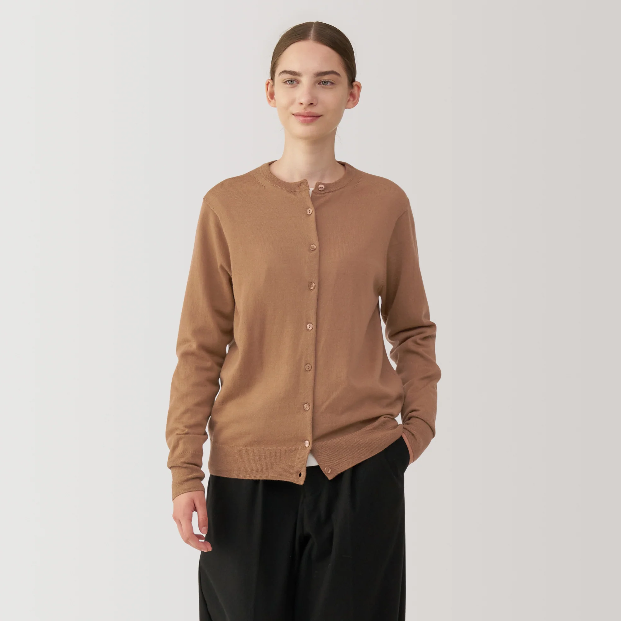 Women's Washable High Gauge Wool Crew Neck Cardigan - Image 17