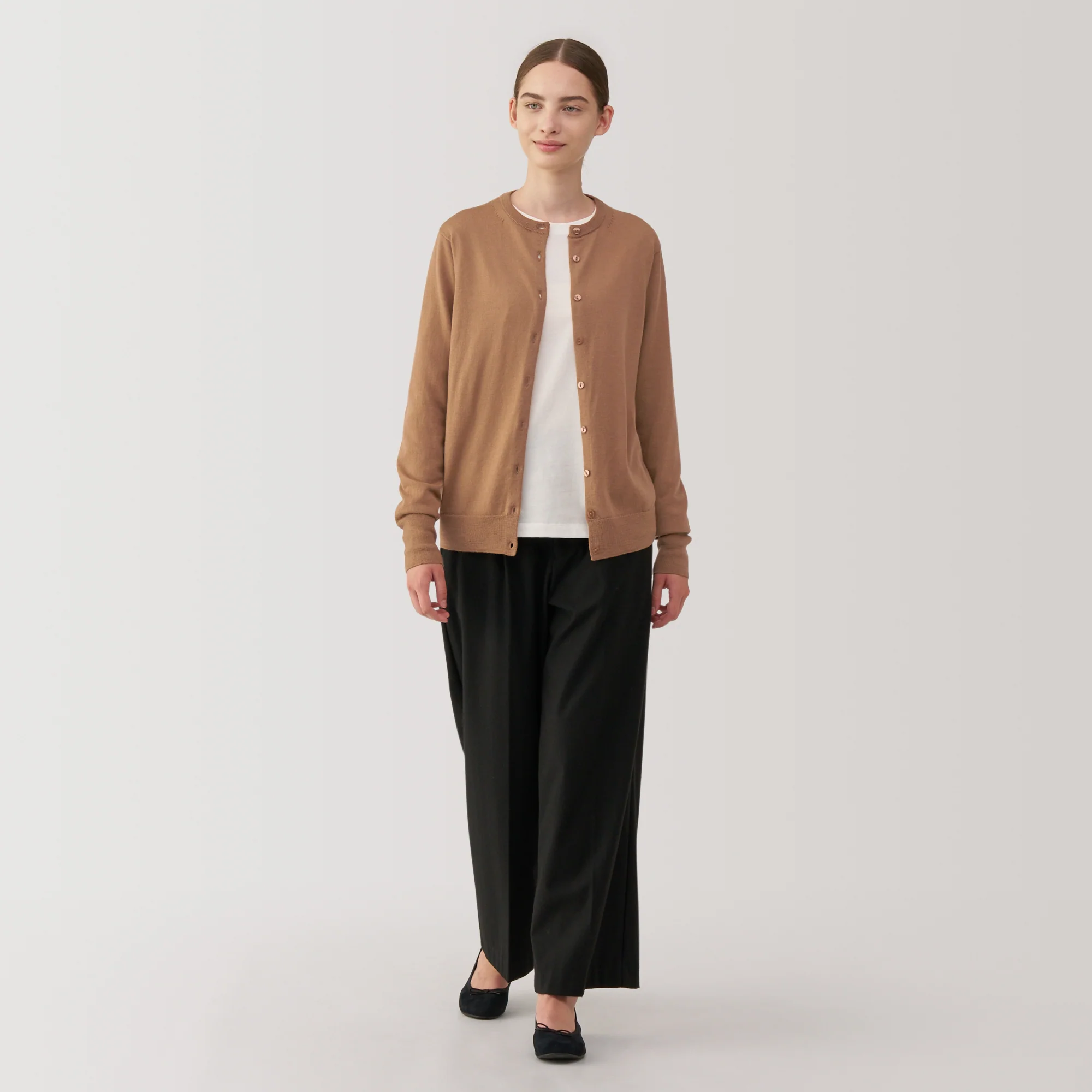Women's Washable High Gauge Wool Crew Neck Cardigan - Image 18