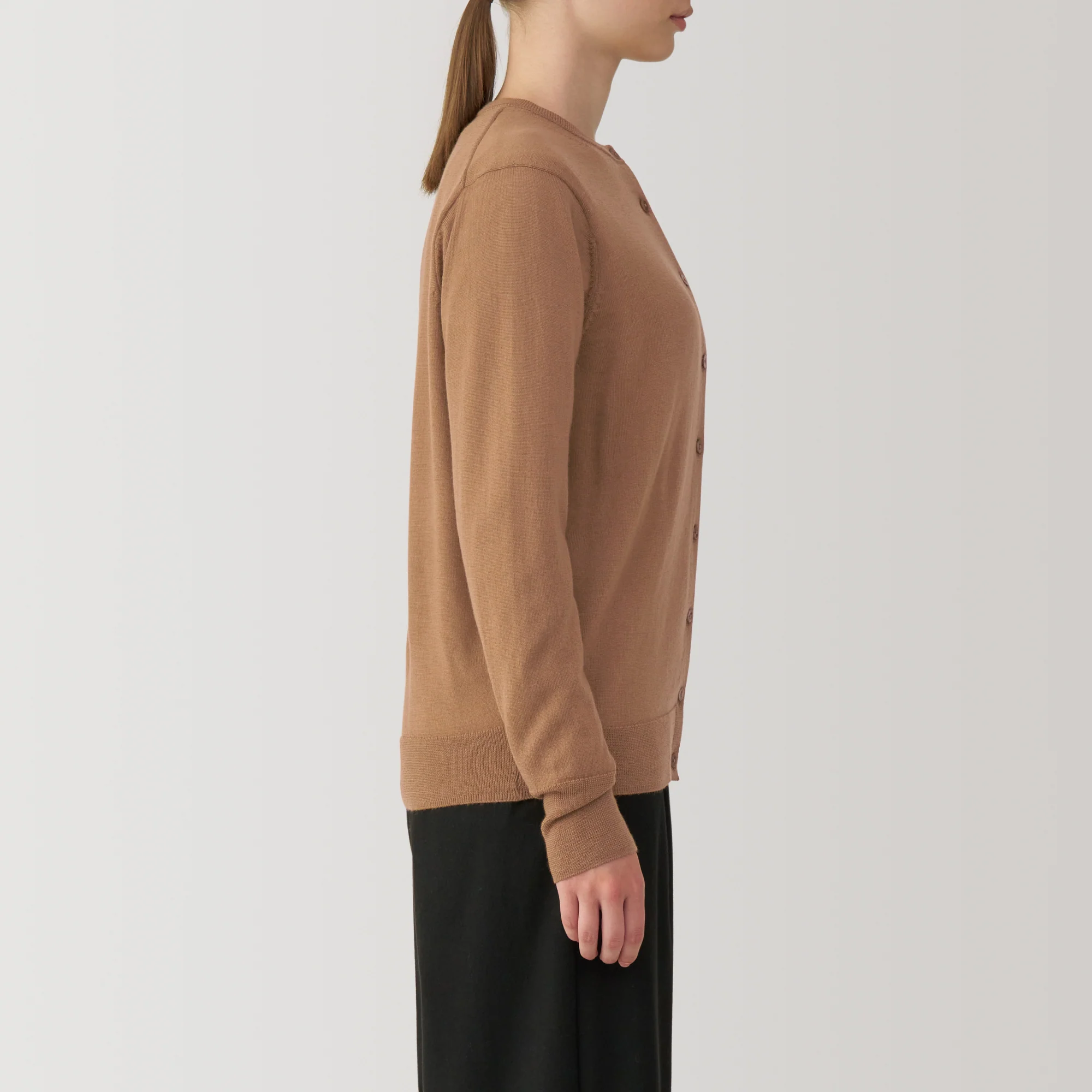 Women's Washable High Gauge Wool Crew Neck Cardigan - Image 19